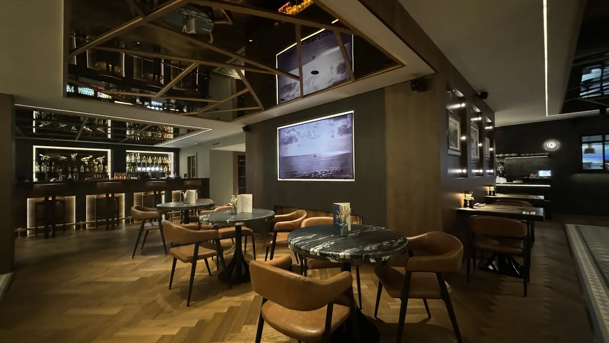 The White Horse bar and restaurant interior